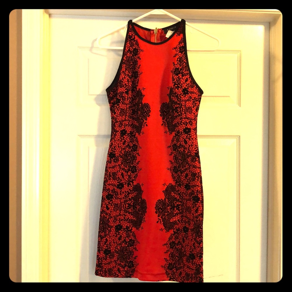 Juniors sleeveless mini dress